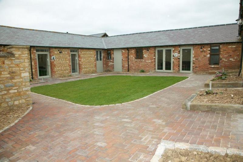 Pheasants Roost At Tove Valley Cottages Towcester Eksteriør bilde